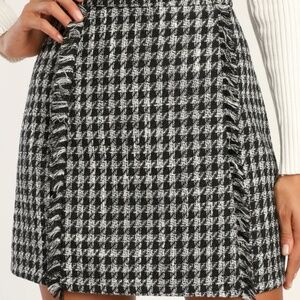 Black and White Houndstooth Tweed Mini Skirt